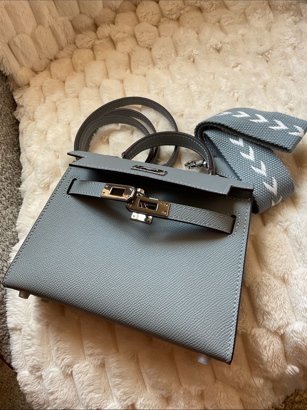 Mini Blue gray Structured Top-Handle Bag with Removable Straps silver hardware. - Picture 4 of 8